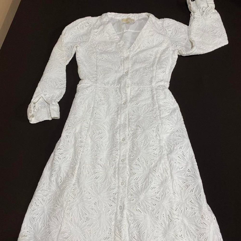 Michael Kors palm eyelet knit midi white long sleeves dress Size medium. SKU247